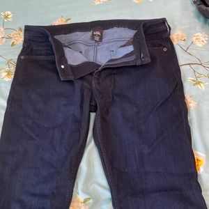 True Classic jeans